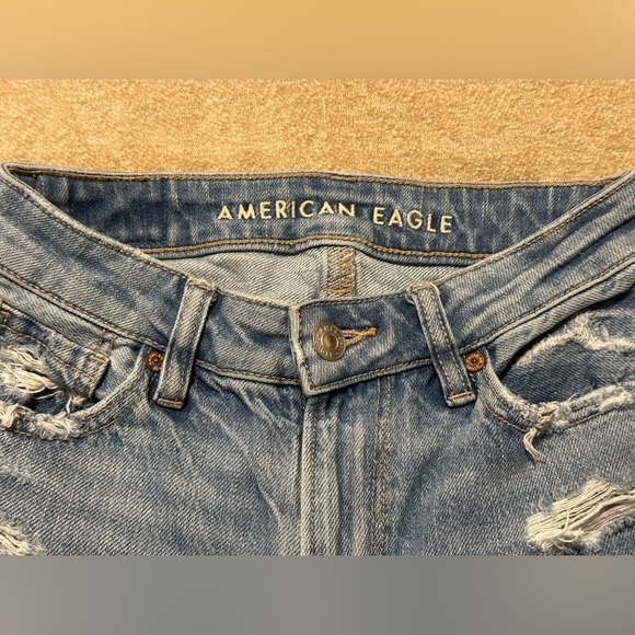 Women’s American Eagle Jeans - Picture 4 of 8
